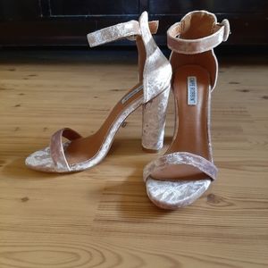 Pink velvet heel shoes, sz8
